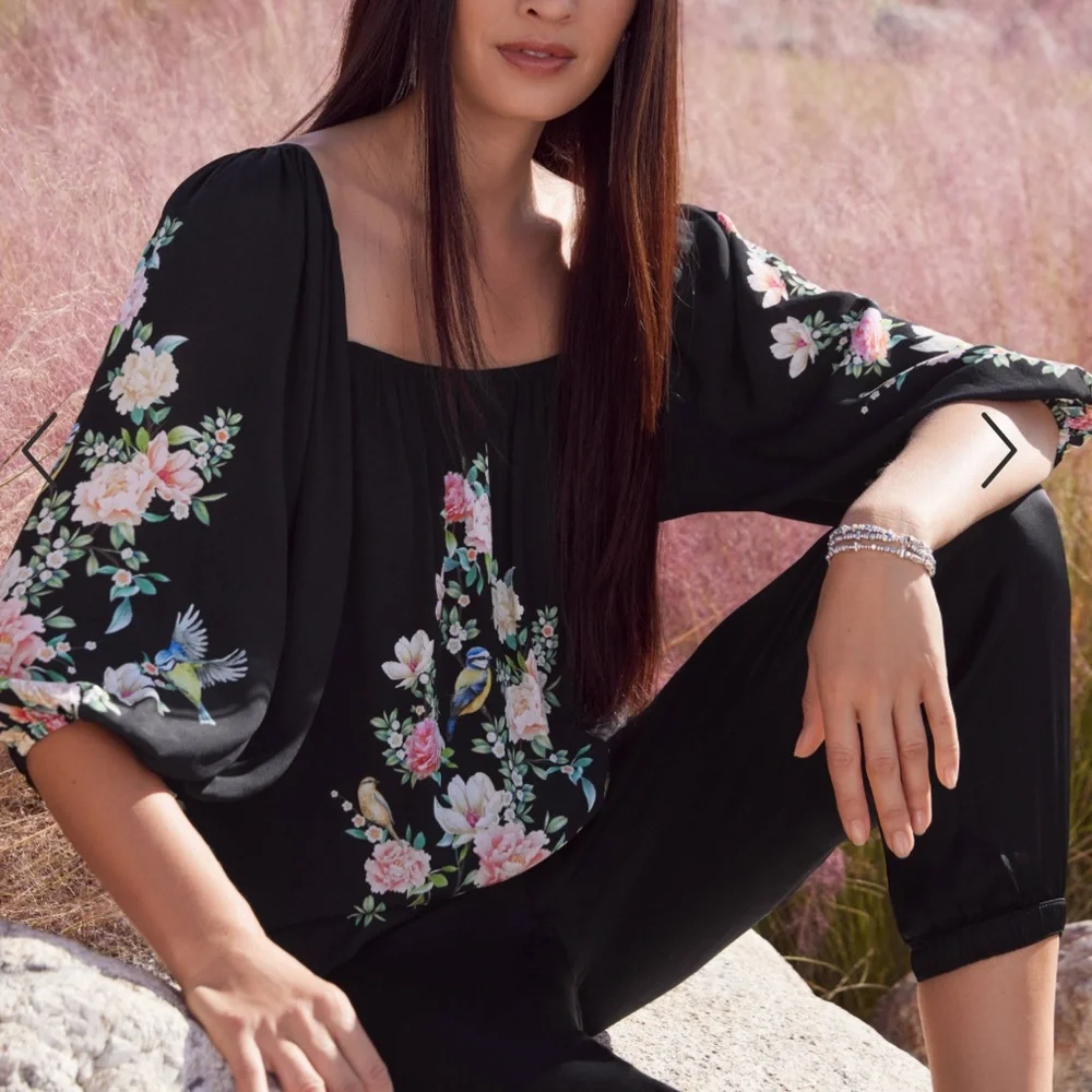 NEW NWT Johnny Was BYRDIE VISCOSE BLOUSE Floral Black size M - Picture 2 of 10